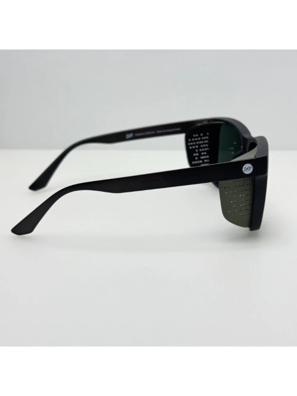 Sunski Sunglasses Coulair 2205 Sun-CO-BFO W/ Case